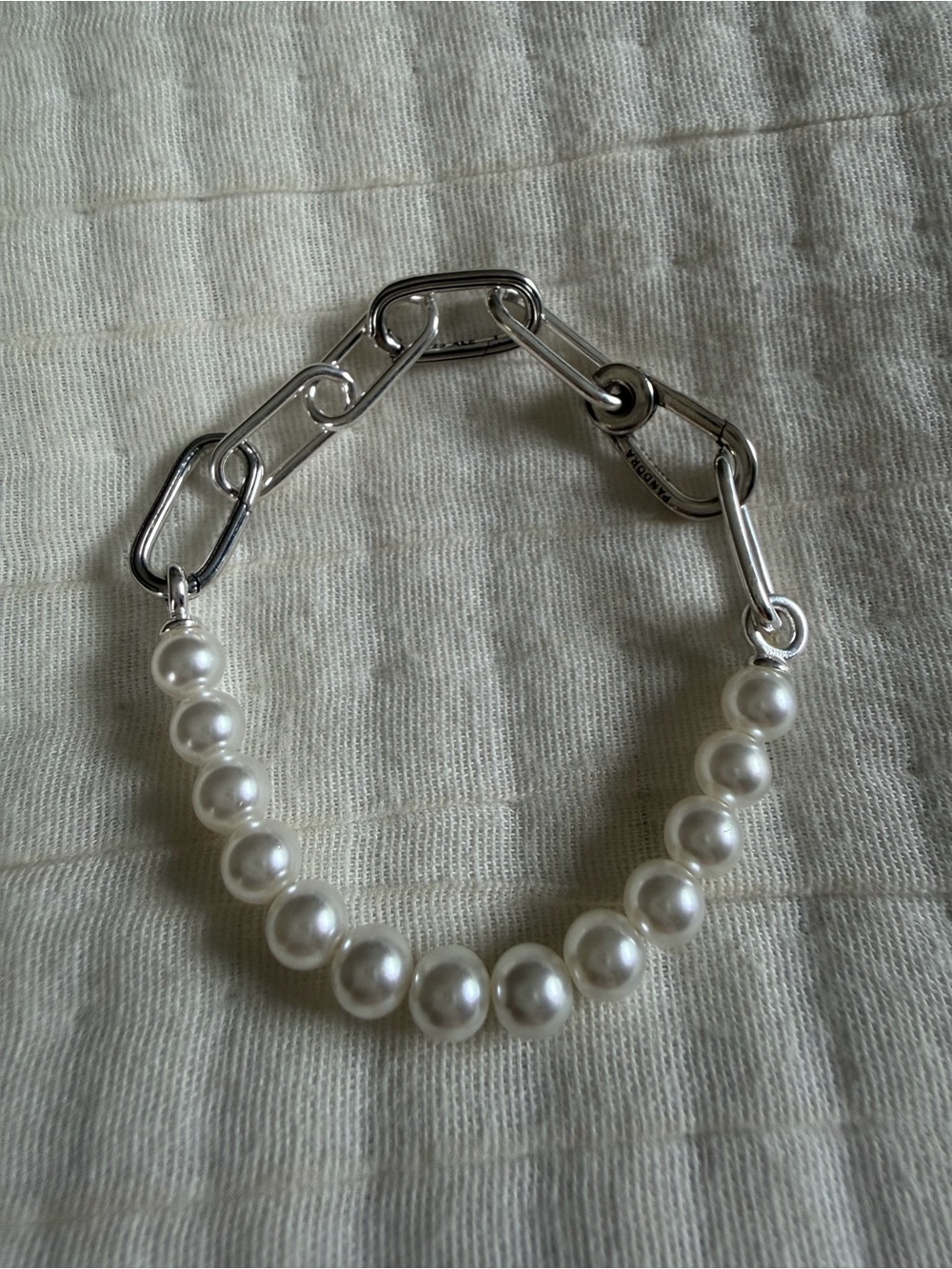 Pandora Link Bracelet with White Pearls and Chain Detail 7 inches new no box